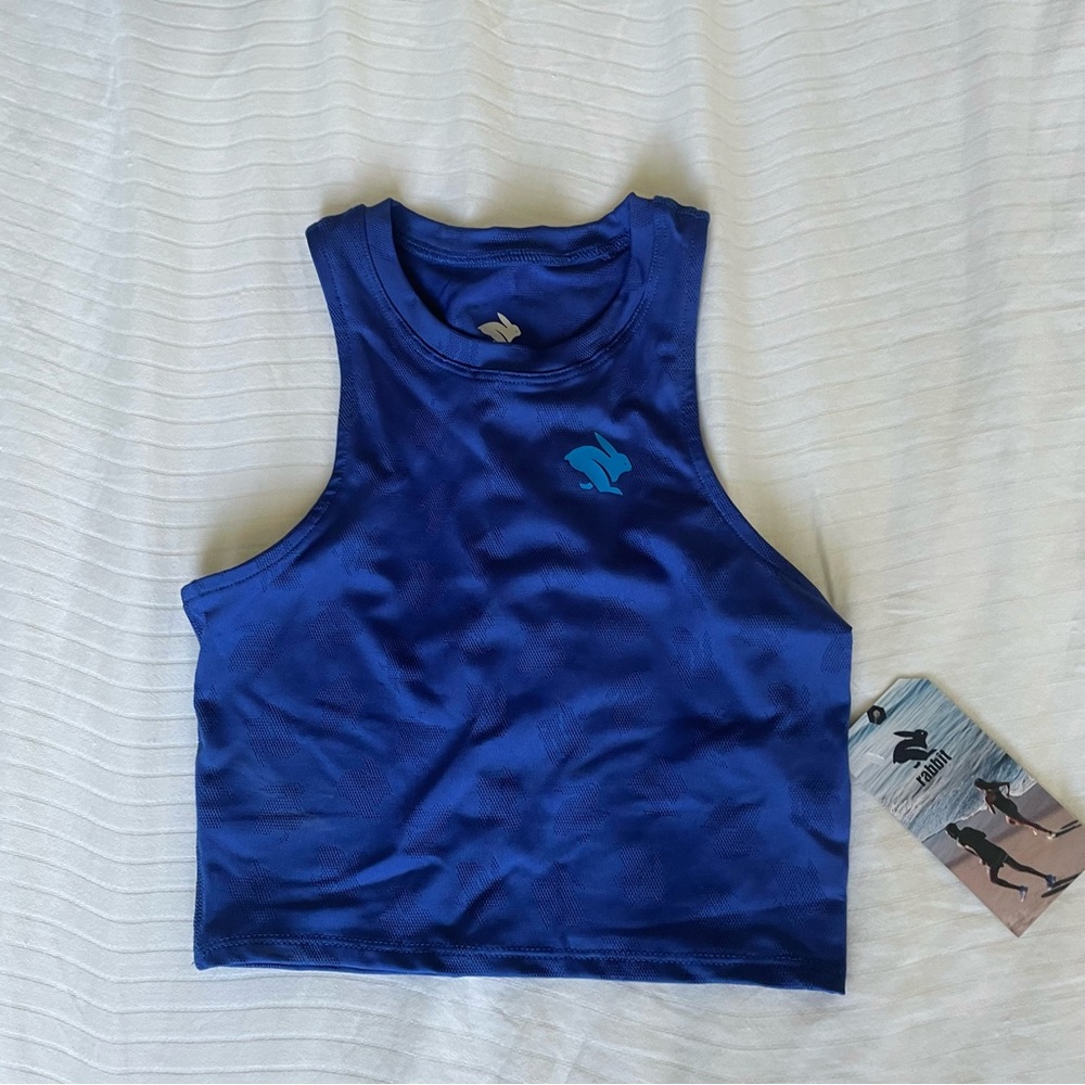 Rabbit crop hop tank